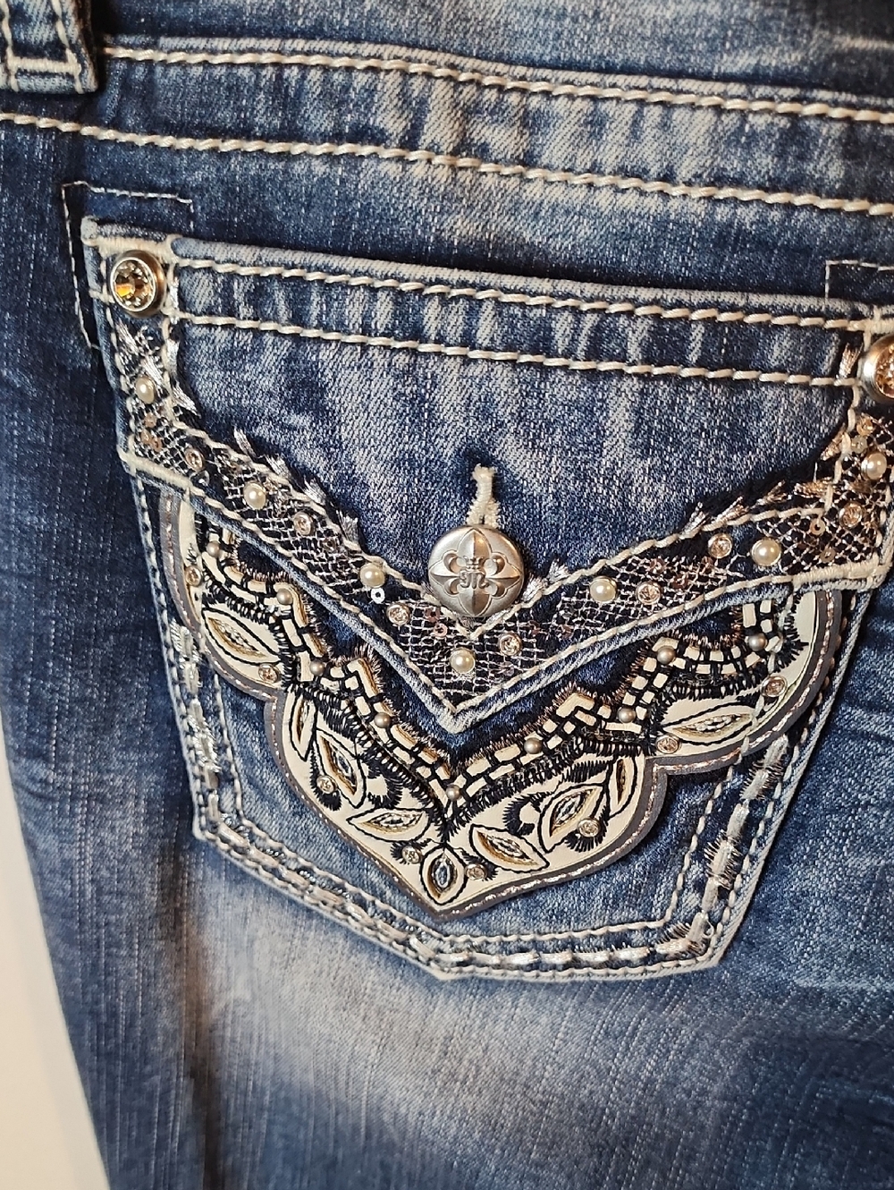 Miss Me Curvy Ankle Skinny Jeans NWOT Size 31 X 27 - Picture 5 of 10
